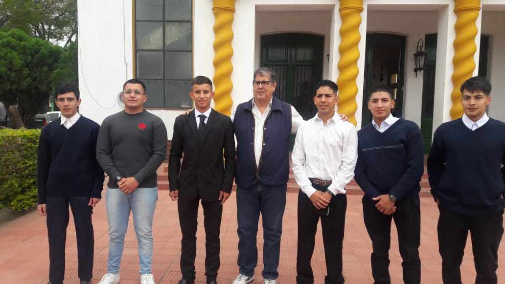 Seis jóvenes viajaron a Buenos Aires como Aspirante del Ejército de Granaderos a Caballo