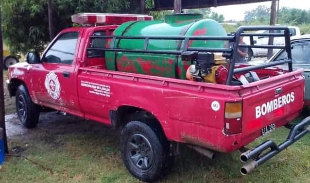 Corrientes: robaron el motor de la bomba de una camioneta de los bomberos voluntarios