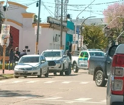 Allanan la Secretaría de Hacienda del municipio de Esquina por compras irregulares