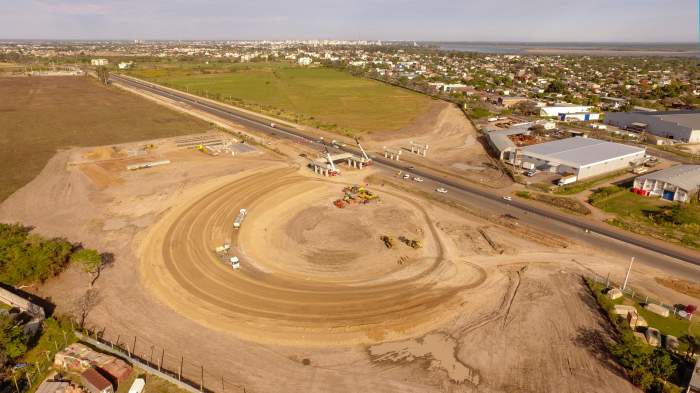 Valdés anunció la reactivación de la obra de la autovía sobre ruta 12