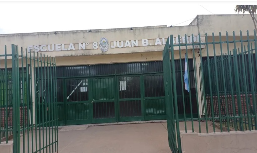 Temor en una escuela de Corrientes por un alumno que amenaza con matar a su maestra y compañeros