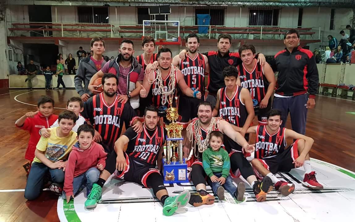 Foot ball Campeón del Torneo Apertura de Básquet