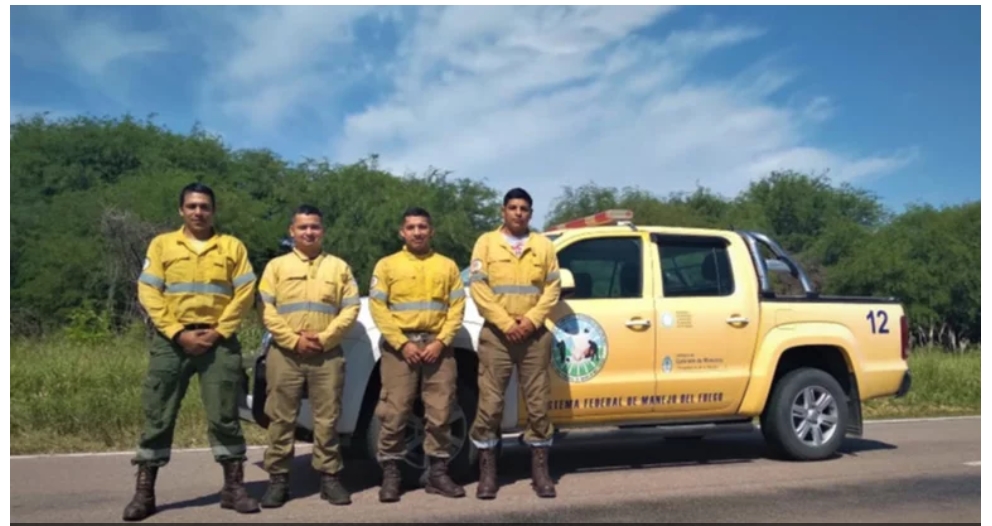 Brigadistas jujeños se suman a controlar los incendios en Corrientes