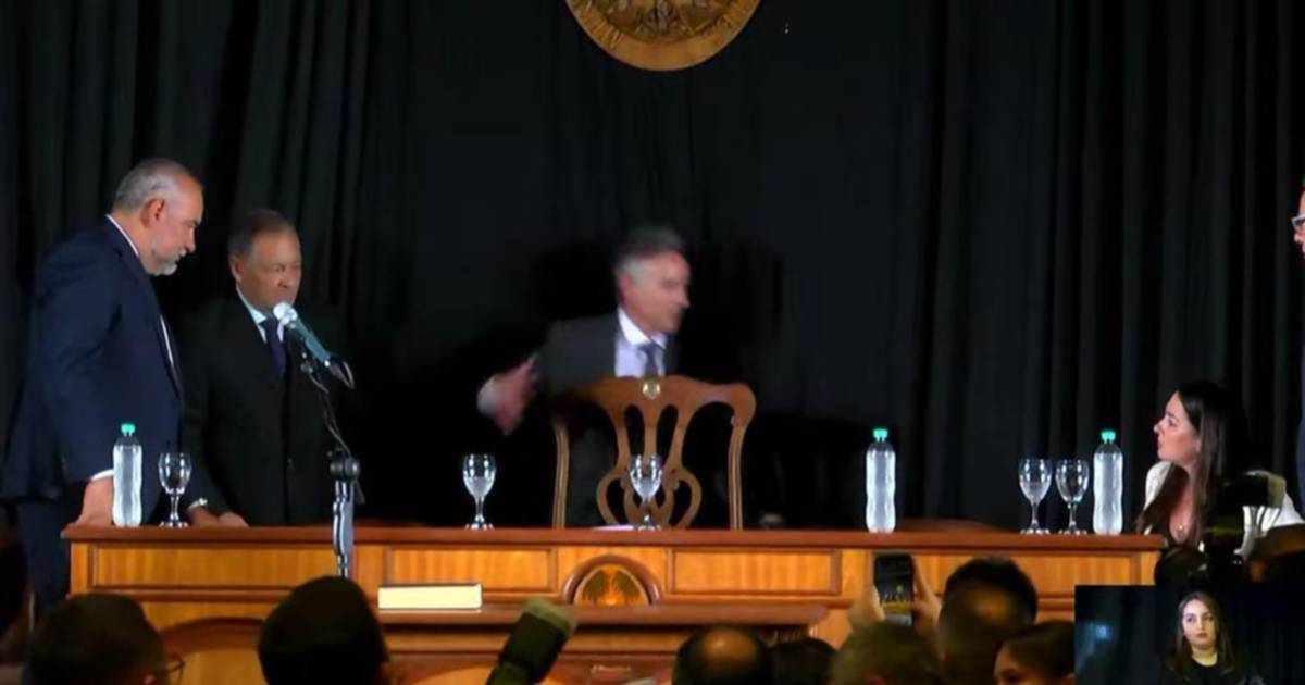 El blooper de Ariel Báez al asumir como Viceintendente de Corrientes