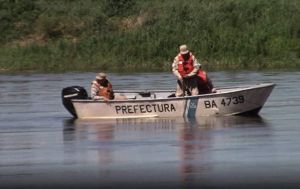 Esquina: Encontraron el cuerpo del joven que se tiró al río Corrientes