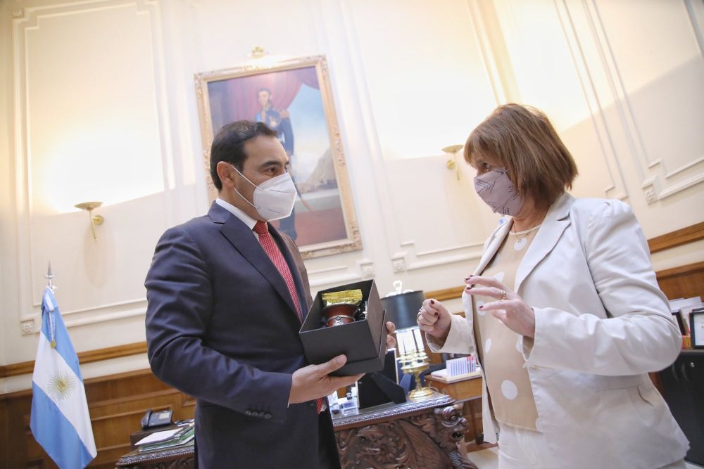 Valdés recibió la visita de la presidenta del PRO a nivel nacional