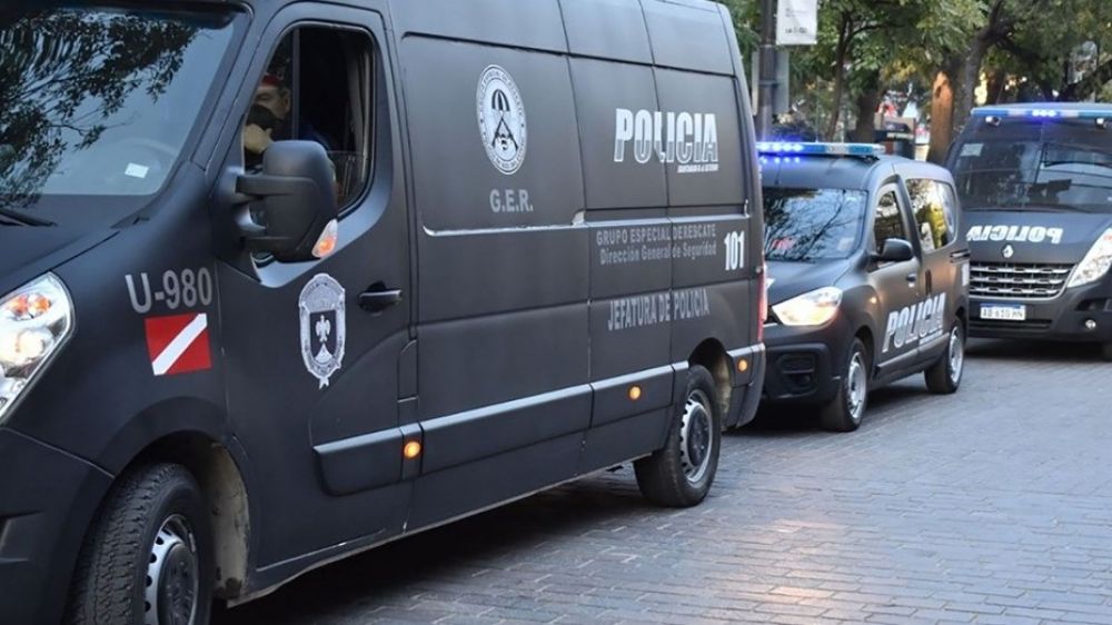 Ingresó a terapia a la fuerza para abrazar por última vez a su mamá