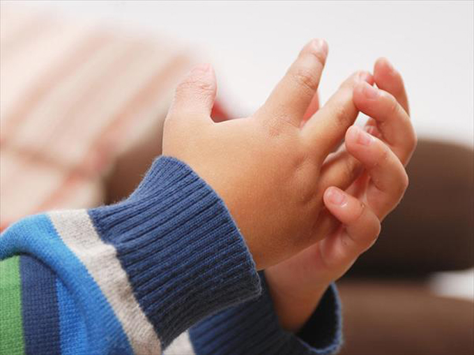 Murió un niño de 2 años tras despiste y vuelco de un auto