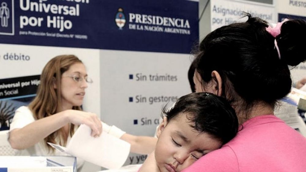 El viernes 15 arranca el a pago del aumento del 46% de la AUH