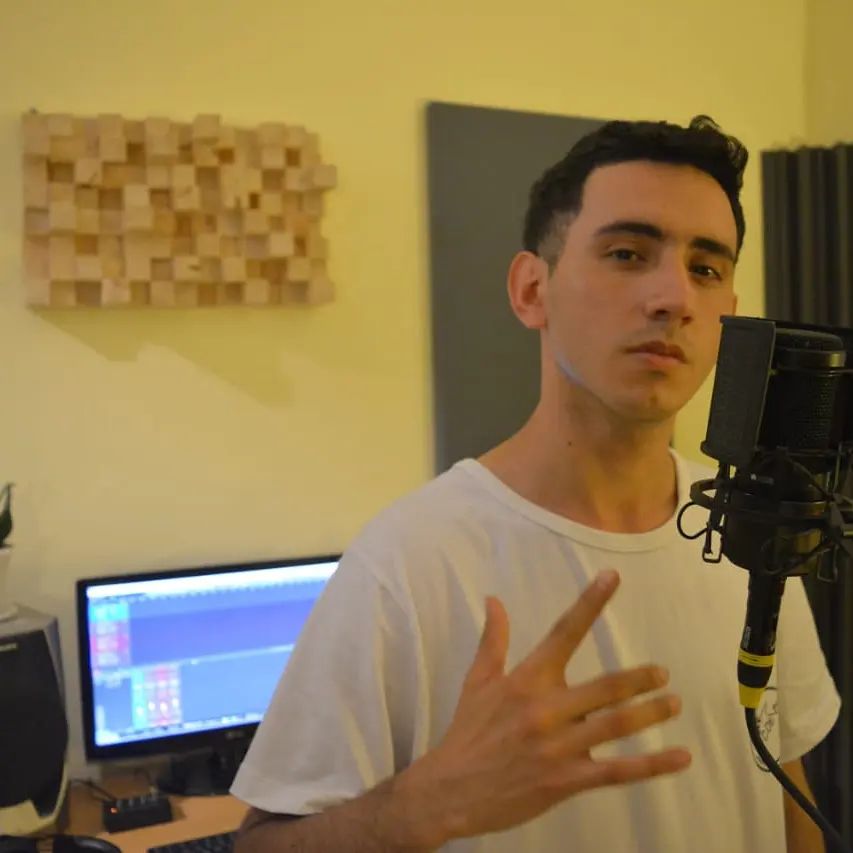 Sinalefa, literatura con ritmo de rap instala su mensaje desde Esquina
