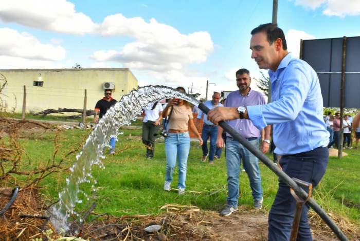 Gustavo Valdés recorrió en Paso de los Libres obras en ejecución