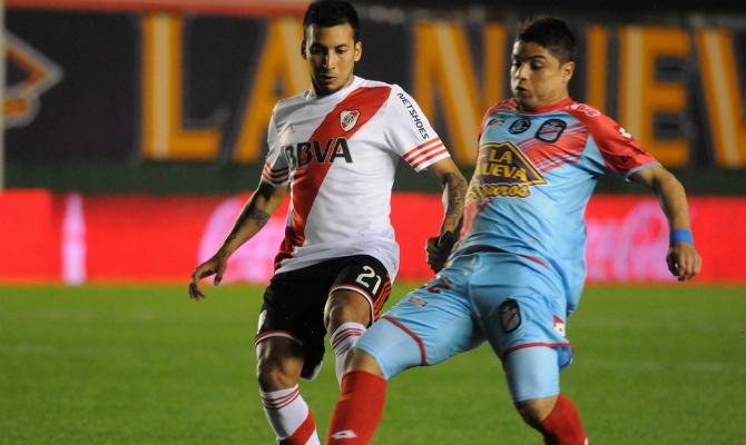 River arrasó con Arsenal en el viaducto y sumó su sexta victoria consecutiva