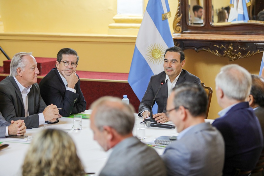 Gustavo Valdés encabezará una reunión de Gabinete este lunes
