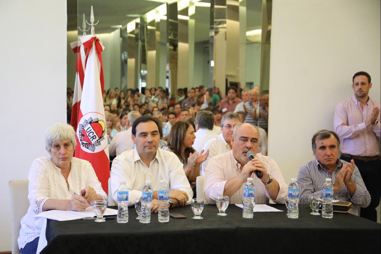 Postulan ampliar ECO para confrontar al kirchnerismo