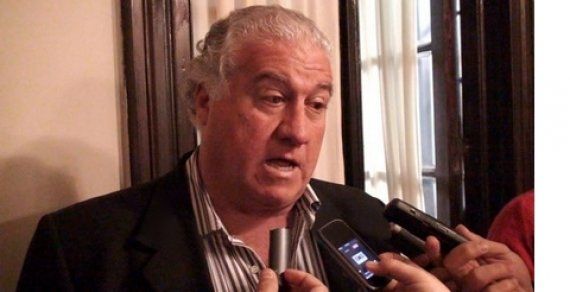 Flinta: “Tomé la decisión de no postularme como presidente de la UCR”