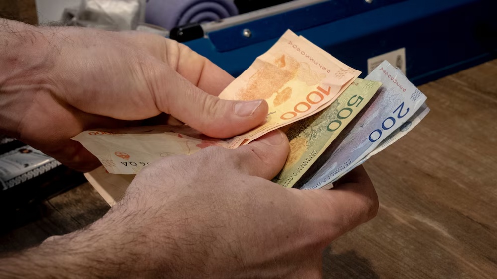 Anunciaron el cronograma de pago del aguinaldo para estatales de Corrientes