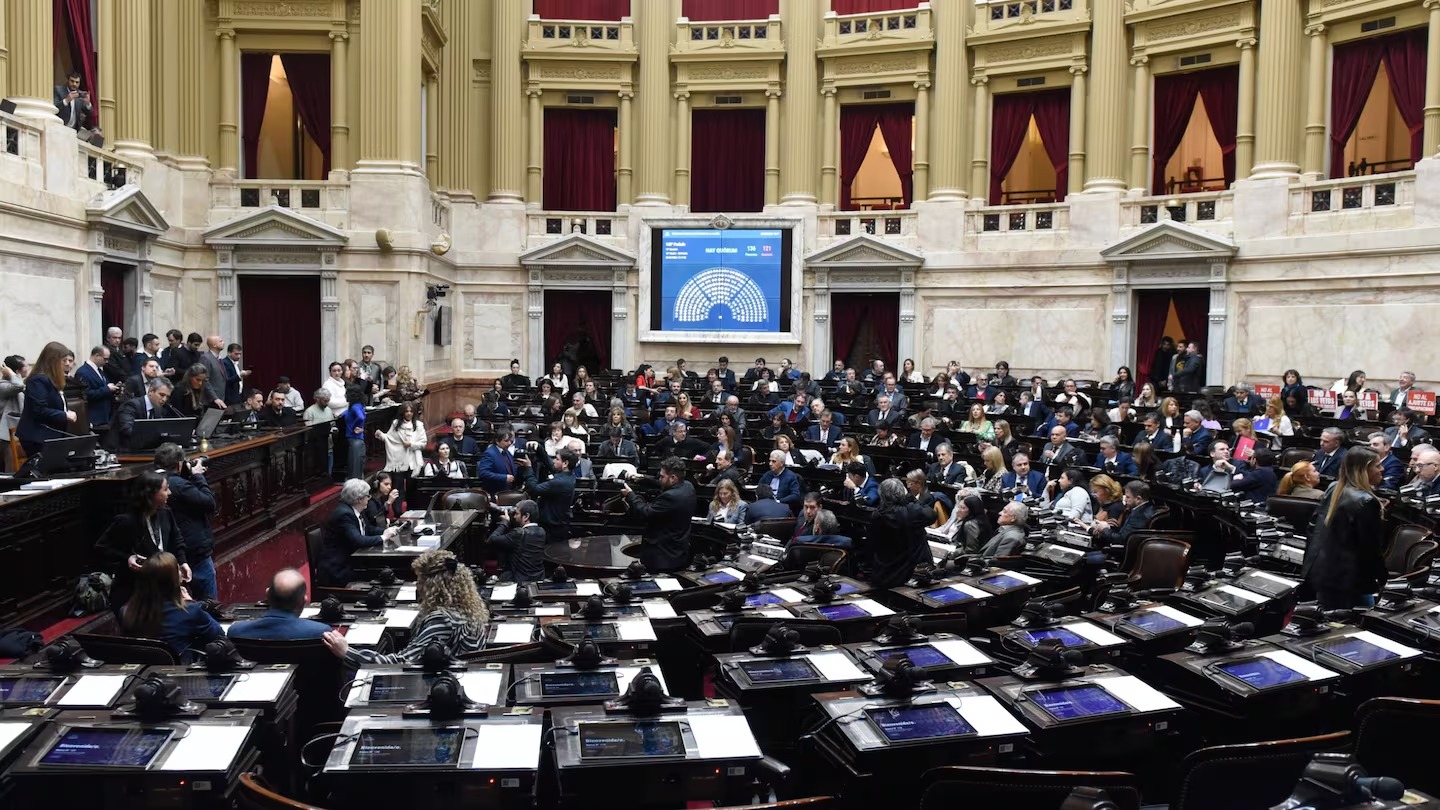 Cómo el Gobierno logró frenar la ley contra los DNU y cuál será la estrategia en el Congreso hasta diciembre