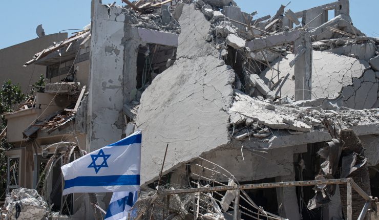 El jefe de Estado iraní anunció el fin de la guerra contra Israel